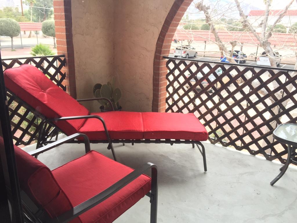 Casas Adobes Condo Тусон Номер фото