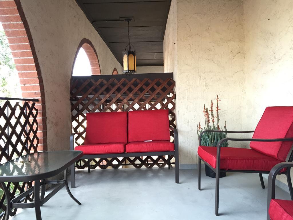 Casas Adobes Condo Тусон Номер фото